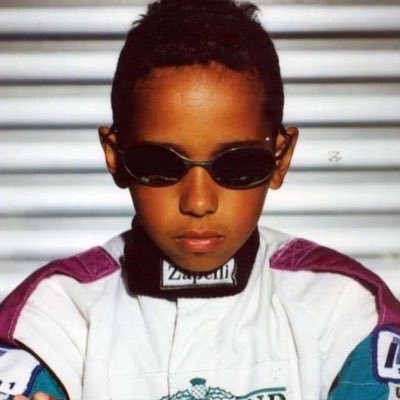 Kuroashiii_'s profile picture. « 𝚂𝚒 𝚝𝚞 𝚎𝚜 𝚞𝚗 𝚕𝚘𝚞𝚙 𝚊𝚕𝚘𝚛𝚜 𝚓𝚎 𝚜𝚞𝚒𝚜 𝚕𝚎 𝚌𝚑𝚊𝚜𝚜𝚎𝚞𝚛 ! » | @cbrct_