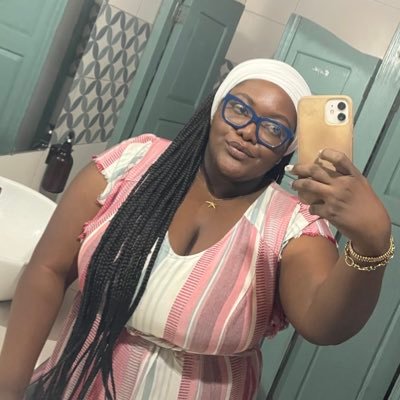 imamutarots's profile picture. 🔮Tarot freak since 2021 || Vodouisant || 🐜 and ◢◤