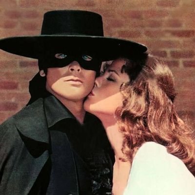 Zorro_7RU's profile picture. Lucha! Contra el racismo! Contra el sexismo! Contra el capitalismo! Contra el fascismo! #MetinOktayınKurtunAskerleriyiz! #ZorroLopedi  #𝖅𝖔𝖗𝖗𝖔𝕹𝖊𝖜𝖘