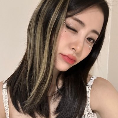 ai_ssante's profile picture. yunjin thinker