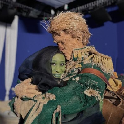 eternallyxander's profile picture. ╭ ─┉─  Small Wicked Fanpage! ✧.*─┉─ ╮
                           watched WFG x2
              #1 chistery/flying monkeys stan
---------TAKING A BREAK------