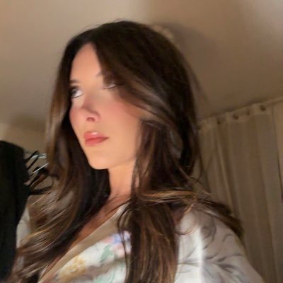 chrstineclement's profile picture. I’m baby