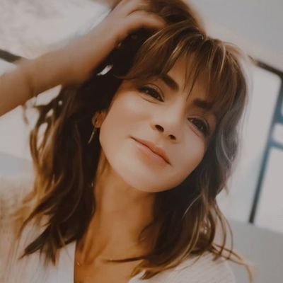 memnavarro's profile picture. La idea no es ser angelito, la idea es ser mejor siempre.✨ - SN || fan account