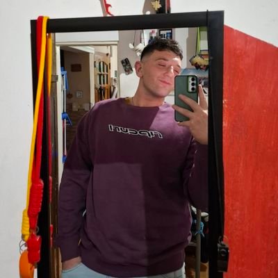 Slepicki14's profile picture. @clublanus  

A la cancha voy a ver al campeón🏆🇱🇻 ⭐️⭐️⭐️⭐️⭐️⭐️⭐️🌟