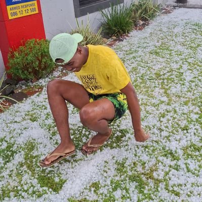 OMakuwaJ's profile picture. uphila gayi one