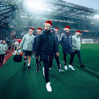 fe38066284's profile picture. Be a goldfish:)