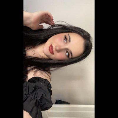 ceyda_yy's profile picture. @Besiktas 🦅