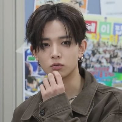 taaexing's profile picture. 🍁• she/her • 雪宁• 25. books. danmei. language learning. anime. kpop (shawol,stay,atiny,enha). genshin. f1 & more #langtwt #studytwt #bookstwt