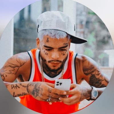 giomaloka's profile picture. Livrai-me dos Bico Sujo Amém