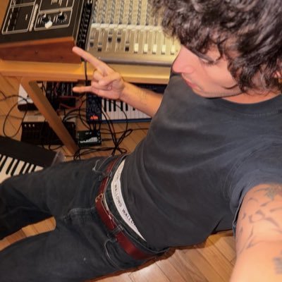 totallyscrwnyrx's profile picture. #WALLOWS + #INHALER + #5SOS : have you ever felt this way before?﹒⟢ ꒰🤍꒱ priv ; @LE0W0ULDNTMIND - multifandom mess .ᐟ