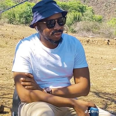 Mputlatsatsi's profile picture. Be kind