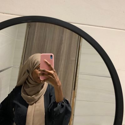 maryamlawal_'s profile picture. 