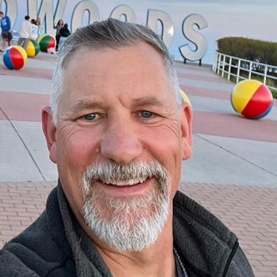 jacksonscott81's profile picture. As rivers grow by joining streams, and light grows by being shared.