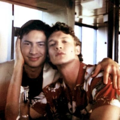 eternallytn's profile picture. 22 /
these gays, they're trying to murder me