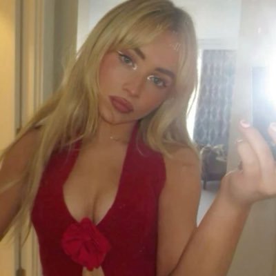 mvpria's profile picture. 