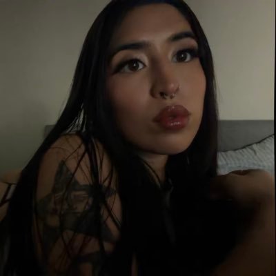 tearsxfeels's profile picture. 23. I really don't know ✮ send for attention $22.22 + $100 unblock fee