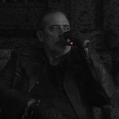 lz_y17's profile picture. 