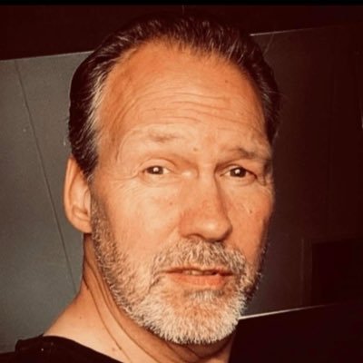 JohnKerstens's profile picture. Vz KG, NOA, NMD/Toezichthouder. Was PvdA-Kamerlid/Vakbondsvoorzitter/Asieljurist. Loves cello, chocolate, cilantro, cinema, citrus, cortado, culinaria, culture.