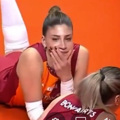 stateofhaiz's profile picture. rooting for the anti-hero - it’s my world they’re gonna talk about it - guidatrice ufficiale del carro 18 - mapi león mi central💙♥️in this life or the next