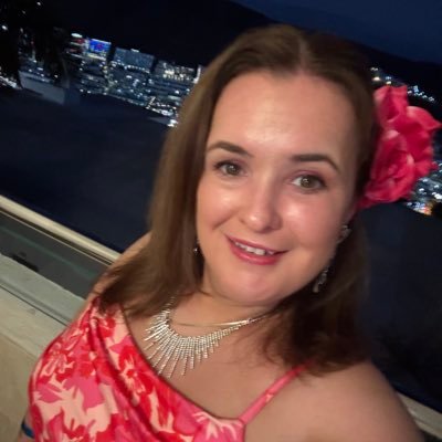 OhAlicia_'s profile picture. 30s. no DMs unless we’re friends. sarky opinionated lefty. yanited ✌🏻