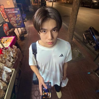 earning_en's profile picture. 