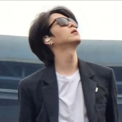 YooSuga35504's profile picture. 