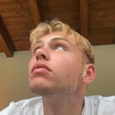 eighteenxyz's profile picture. creative • streaming sometimes