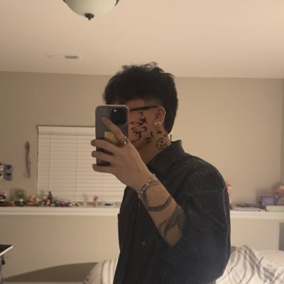 kyky8x's profile picture. Degenerate Gambler