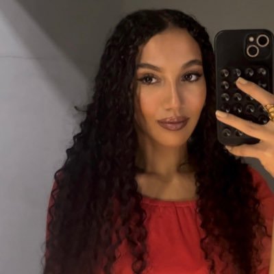 IsraaAlfatih's profile picture. 