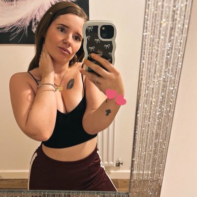 slaybazzaxo's profile picture. I’m back - tell ur friends. ✨