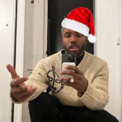 luucastudy's profile picture. ⚗️🔬🧪 | #studytwt