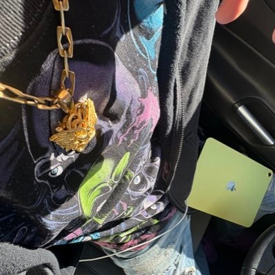 HunnitRoundO's profile picture. GENERATIONAL ARTIST @GENERATIONALSZN 🖼️ | 222 𝒪WN THE DAY 💫