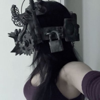 oelry's profile picture. more music, less ppl