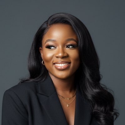 iam_qe's profile picture. I help people find clarity and confront their truth through identity work and lessons from setbacks and growth. Let’s grow together!🥂