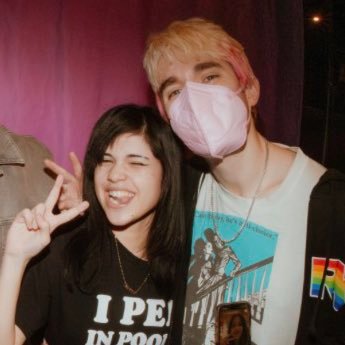 hollisparx's profile picture. “is that 2Hollis? is he awstening his knight?” Hollisparx Nation President