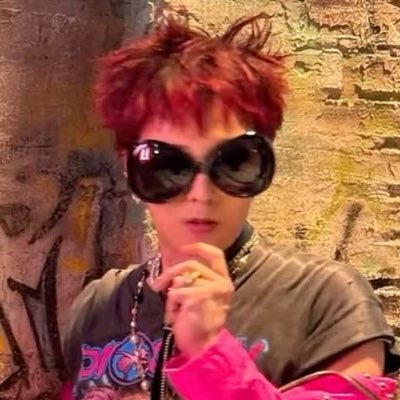 gtopfan69's profile picture. #탑뇽 addict