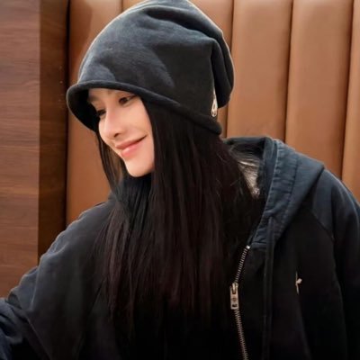 ruoqians's profile picture. #刘倩倩 ˖⁺‧₊˚♡˚₊‧⁺˖ cdramas&cnh48.