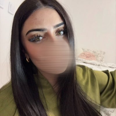 yesiloez38's profile picture. zümrüt gözlü