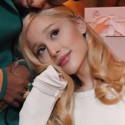 velvetpanthress's profile picture. #에스파 #레드벨벳 #맠동