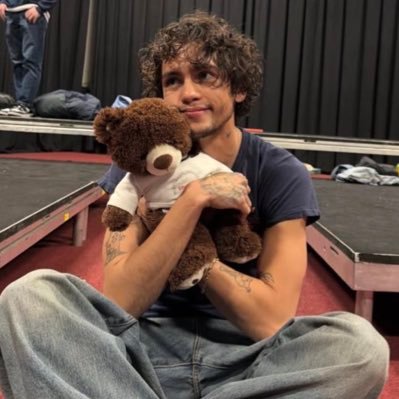 fizeglyth's profile picture. #njdevils & #texashockey by dominic fike