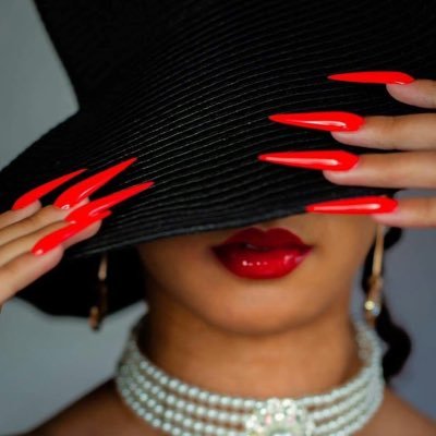 naughtyO_'s profile picture. DADDIE’s PRINCESS👸 ANAL SLUT🍑.. BDSM switch…… 🌈  // owned, ruined and LOVED by @Freak4rmDsouth