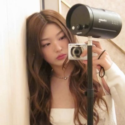 armyunjin's profile picture. youre my first love and universe💫✨@loveinkatseye