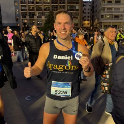 runner_dan17's profile picture. Keep moving forwards 🏃‍♂️ Keen runner and living with a brain tumour 5k-19:35 10k-41:30 HM-1:29:06 Mar-3:39:46 MUFC season ticket holder ⚽️