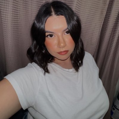 alestylesss's profile picture. 23 | spicy pisces