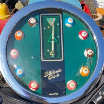 felice_lazzaro's profile picture. (a dead dog painted on the sea)