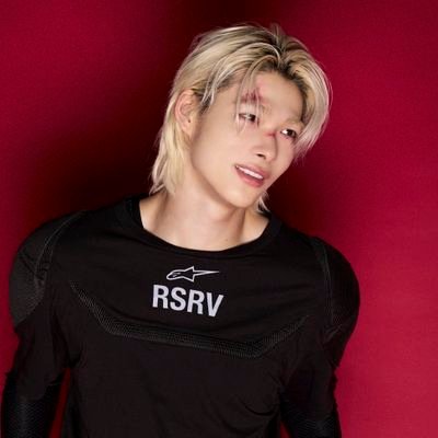 pprtriki's profile picture. and i call this root... HOLY MOLY!