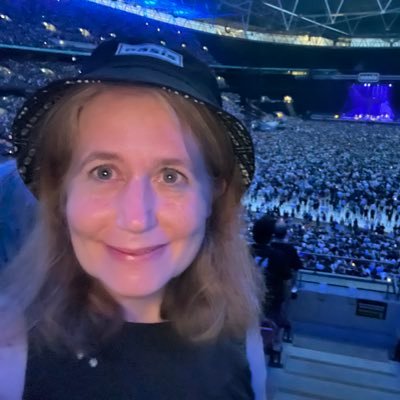 BrightWordsCopy's profile picture. Award-winning copywriter and social media specialist. ✍️📱💻 Amateur kayaker and proud mum to Alice and Thea. 👧👧