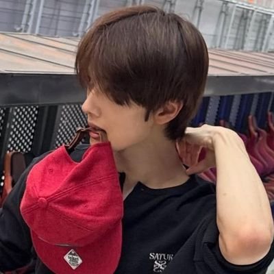 tflowon's profile picture. ˚ ◌༘♡ ⋆｡˚ ꕥ ╰──╮🐈🐶╭──╯˚ ◌༘♡ ⋆｡˚ ꕥ