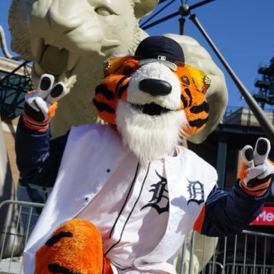 PAWSDetroit's profile picture. Detroit's favorite mascot, presented by the @detroitzoo. The BIGGEST @tigers fan around. #RepDetroit