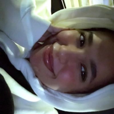 Ayaahh19's profile picture. intern doctor warrior 💀🎀 Dancing somewhere between grandiosity and self condemnation🫶🏻